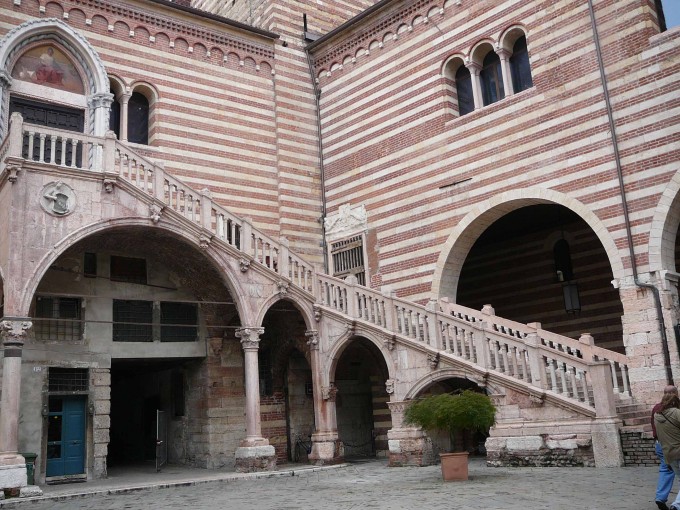 Palazzo Ragione