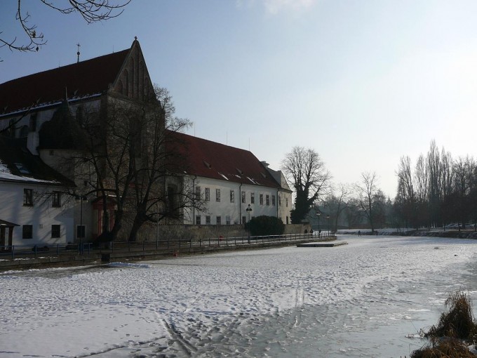 Zamrzlá řeka 05