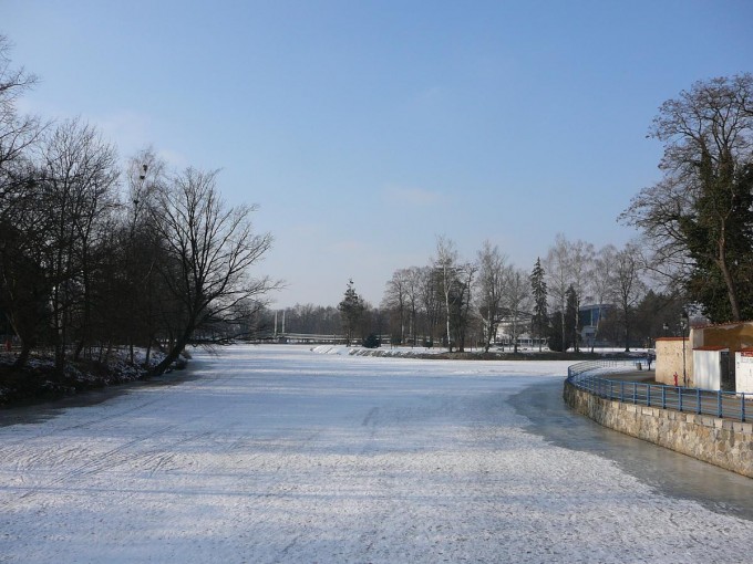 Zamrzlá řeka 13