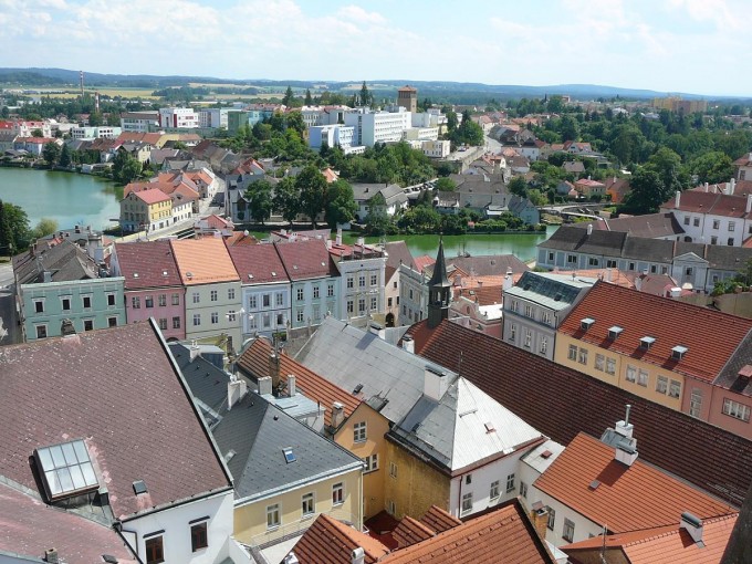 J. Hradec 32