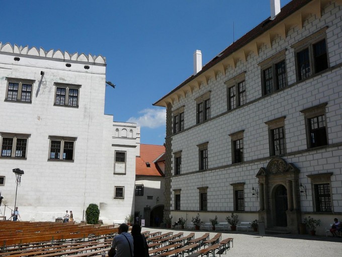 J. Hradec 56