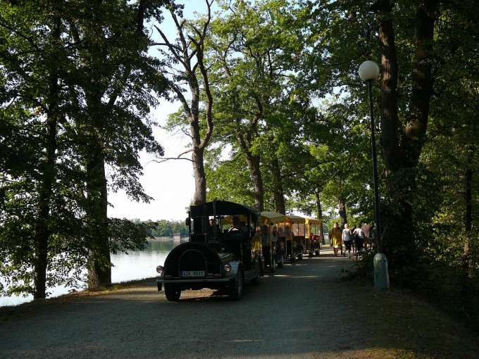 Kolem Svta 100
